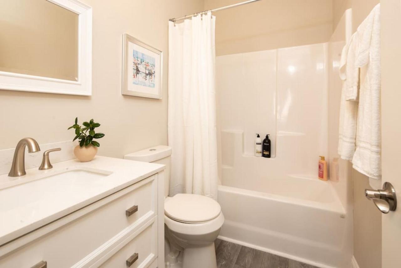 Lovely 4Br King Beds Steps To Beach And Pier G Myrtle Beach Exteriér fotografie