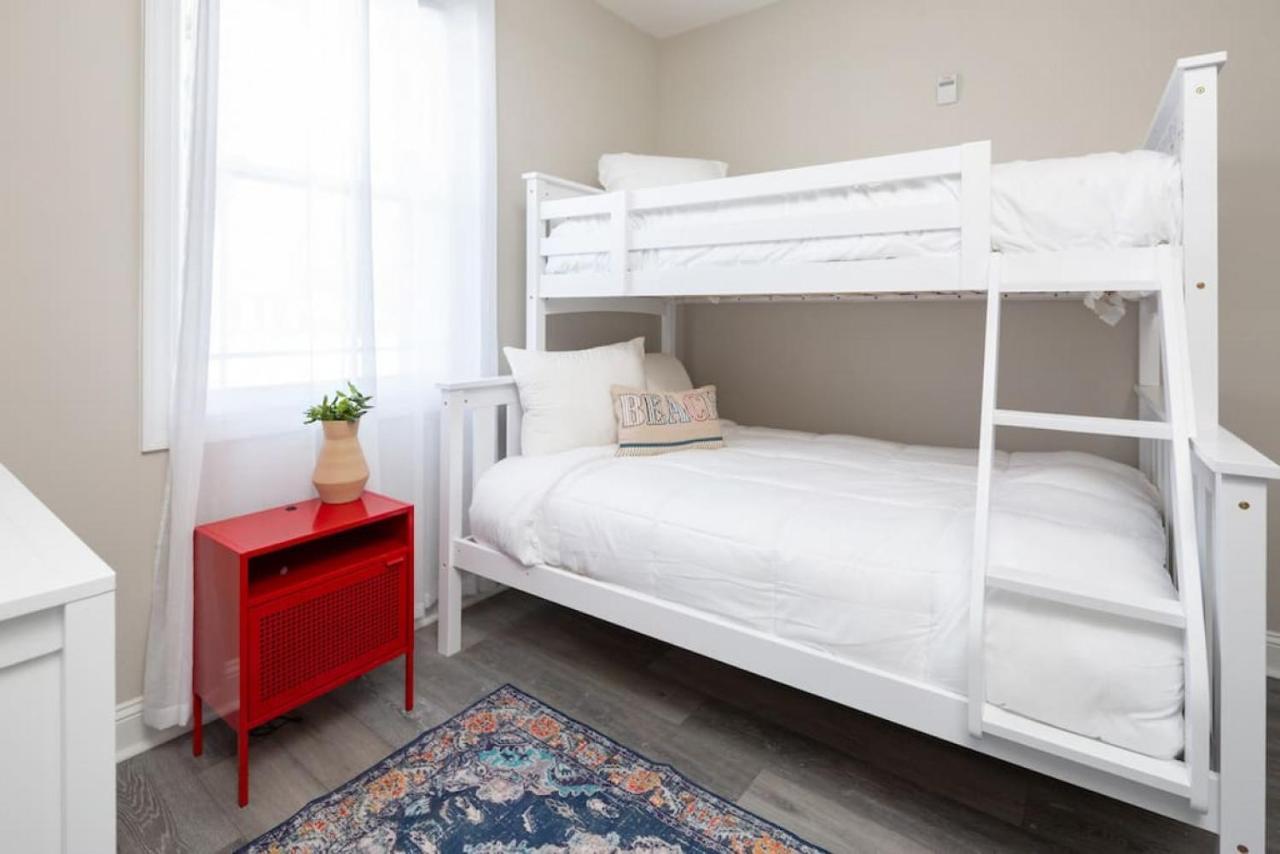Lovely 4Br King Beds Steps To Beach And Pier G Myrtle Beach Exteriér fotografie